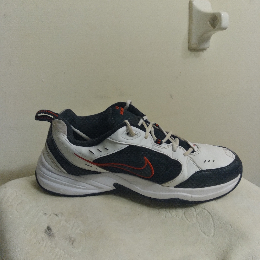 Mens Nike Air Monarch IV 415445-101 Black and White Sneakers Size 14 - Picture 11 of 16